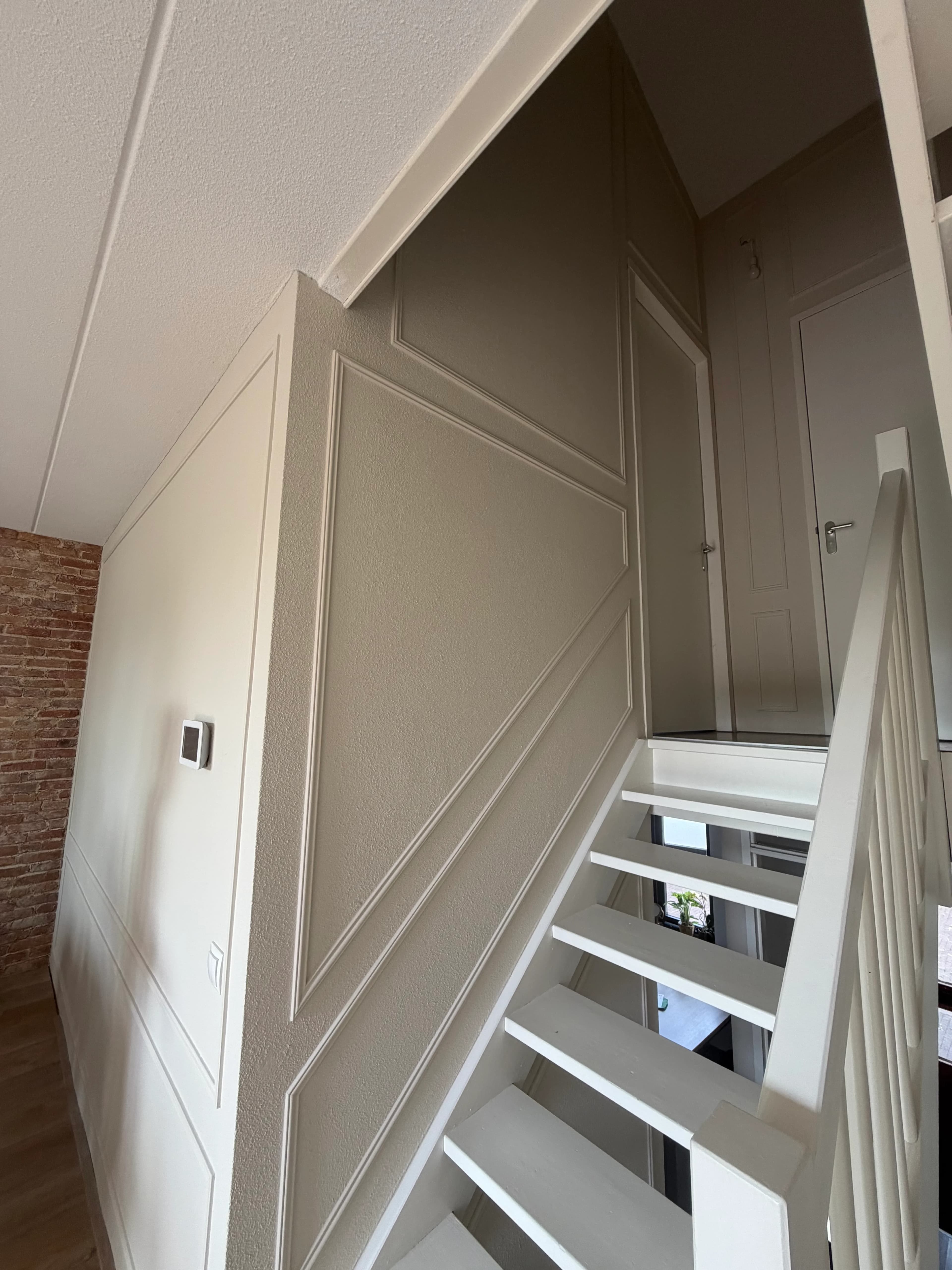 Stairs & wall finishing